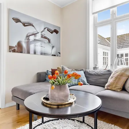 Sentrum: Koselig Med 2 Soverom! Appartement *